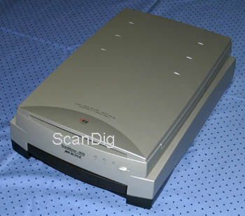 The Microtek ScanMaker i900