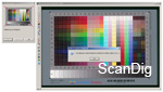 Se ve claramente como SilverFast sienta su propio marco de escaneo sobre cada uno de los campos de color.